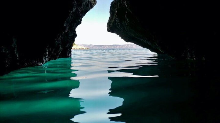 Group Speedboat Tour from Makarska: 3 Islands