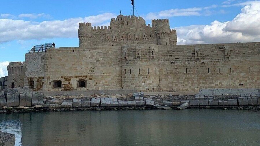 Alexandria day tour with VIP Lunch and Tickets from Cairo