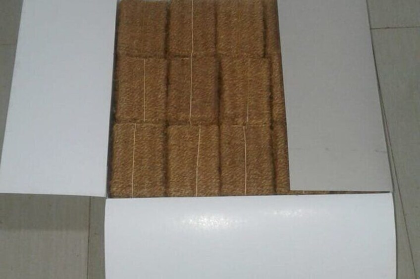 Finished product of 100% natural scrubber for kitchen and bathroom , finished and pack for international customers