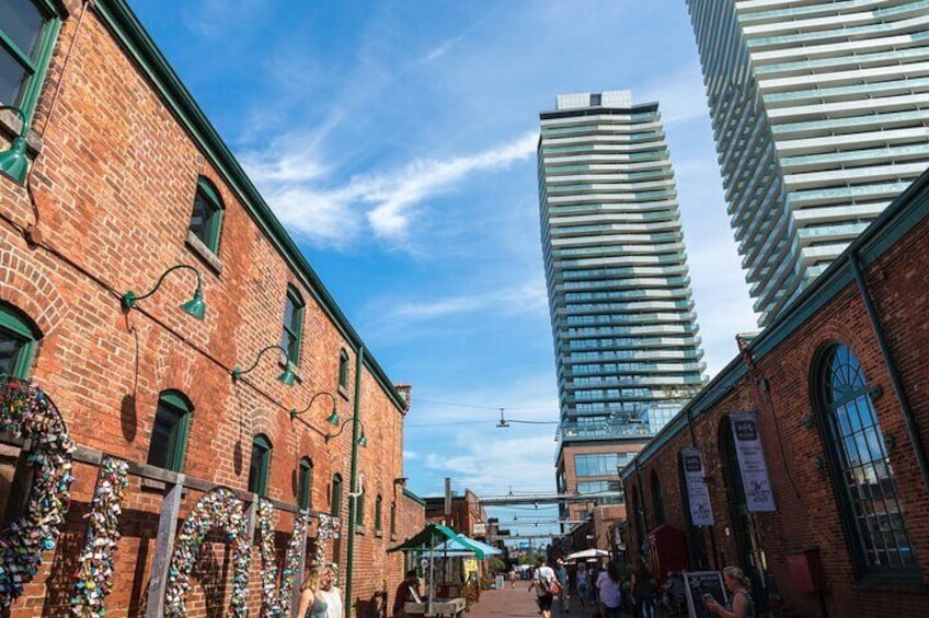 Toronto Old Town Highlights Private Walking Tour