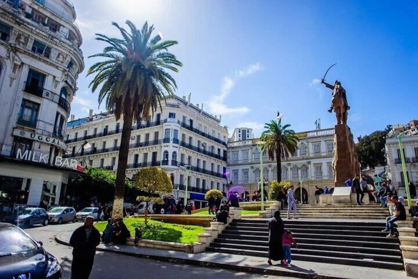 Private City Tour in Algiers with Guide 