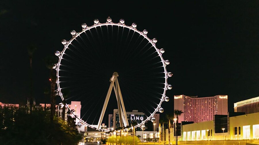 3-Hour Panoramic Night Tour of Las Vegas by Open-Top Bus
