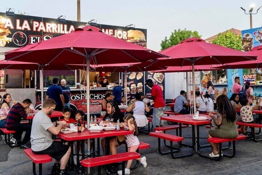 World Food Truck Park Tour in Orlando with Pick up 