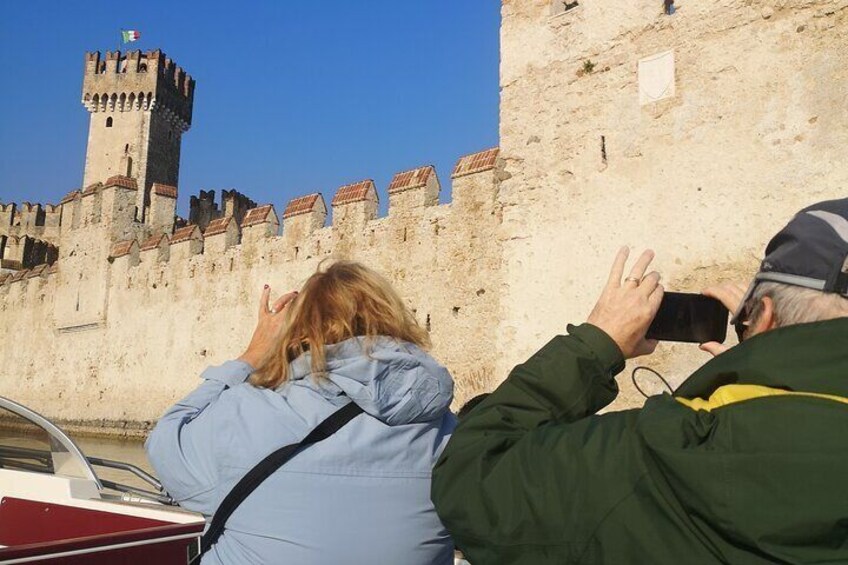 Sirmione off the Crowds Boat and Walking Tour with a Drink