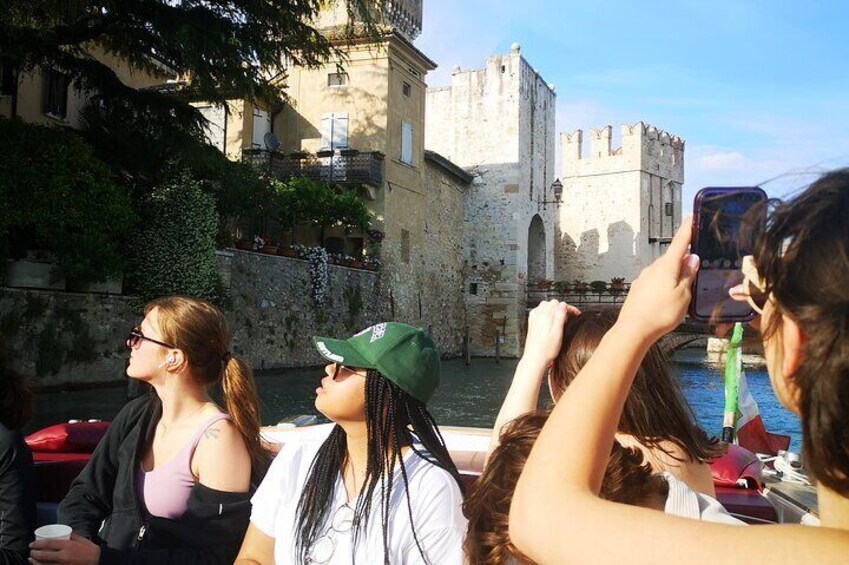 Sirmione off the Crowds Boat and Walking Tour with a Drink