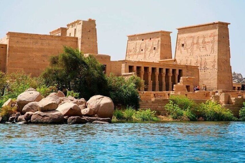 Private 4 Days Nile Cruise from Aswan to Luxor