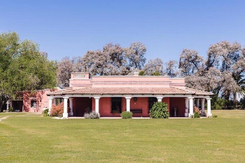 Country Day at Estancia Santa Susana