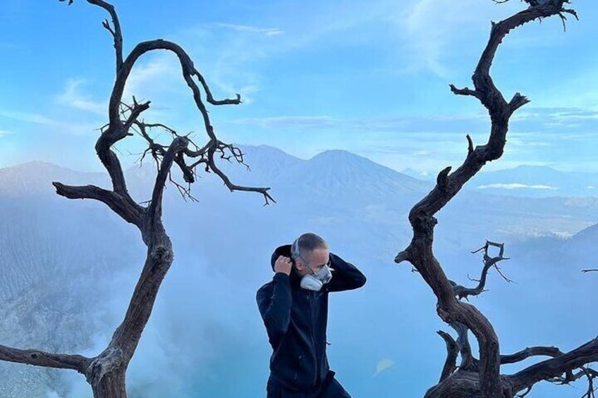 3 Days and 2 Nights in Bromo Madakaripura and Ijen Blue Fire Tour