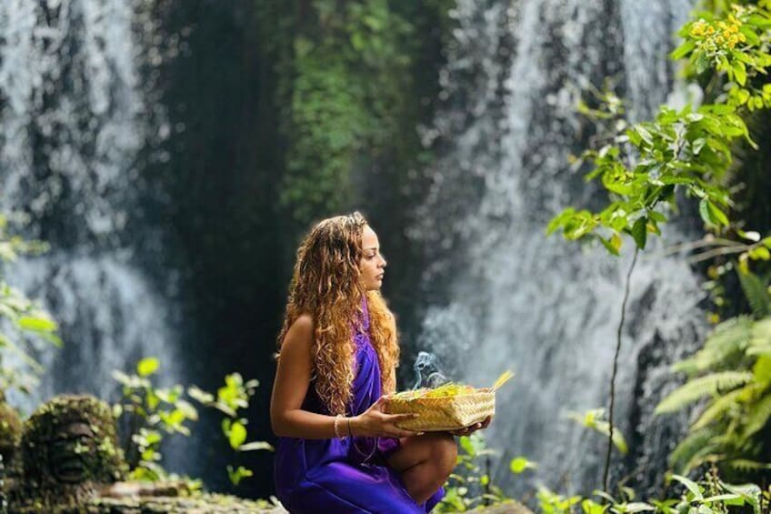 Beji Griya Waterfall Bali Spritual Holy Bath Experience