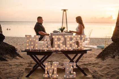 Private Proposal in Roatan with Professional Photographer