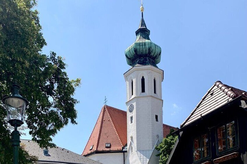 Grinzing Parish church