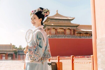Traditional Chinese Dress in Beijing