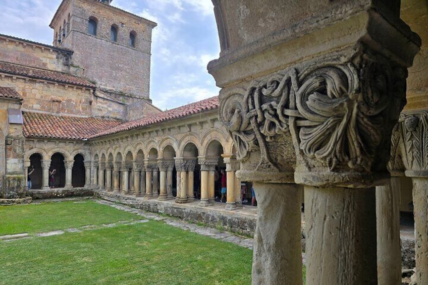 Cloister of the Collegiate Church