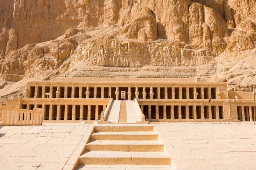 4 Nights Nile Cruise from Luxor to Aswan with Abu Simbel& Balloon
