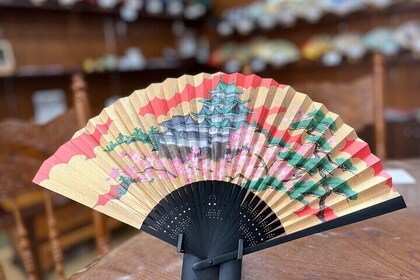 Craft Your Own Folding Fan with a Japanese Fan-Making Expert