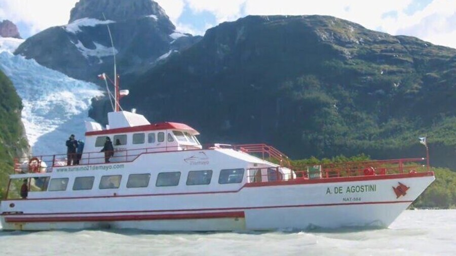 2 Day Tour in Patagonia Torres del Paine and Balmaceda Glacier