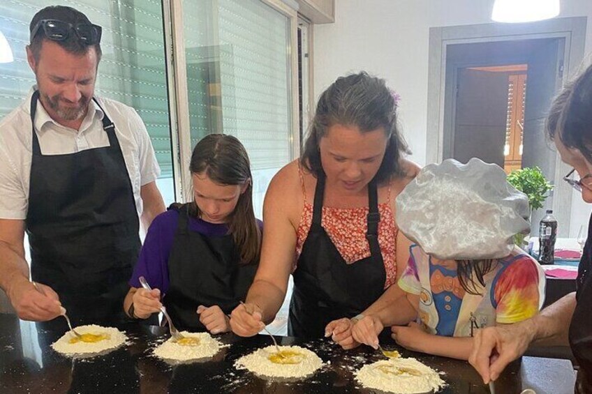 fun cooking class for children in Milan (ita,ing,spa)