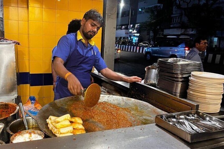 Pav Bhaji Local Food of Mumbai