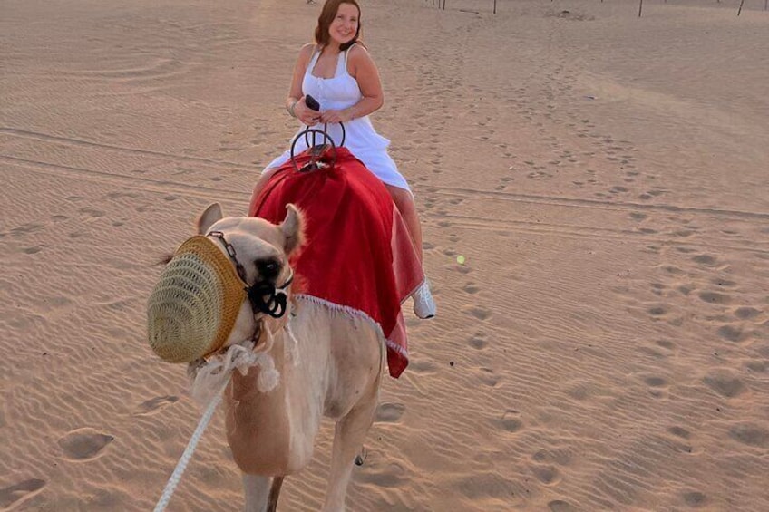 Experience Abu Dhabi Desert Safari with Live Entertainment 