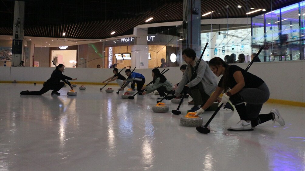 Blue Ice Snow Park @ Pavilion Bukit Jalil