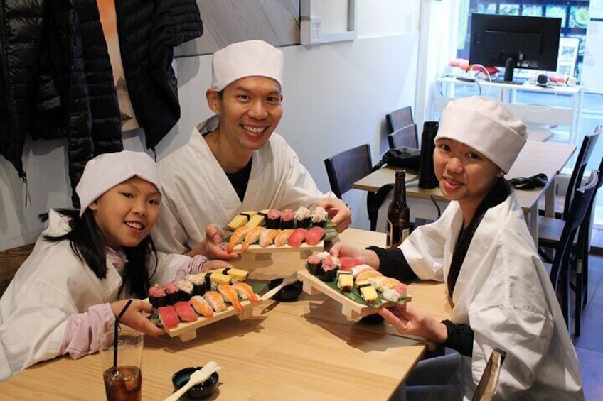 Osaka Sushi Making Experience