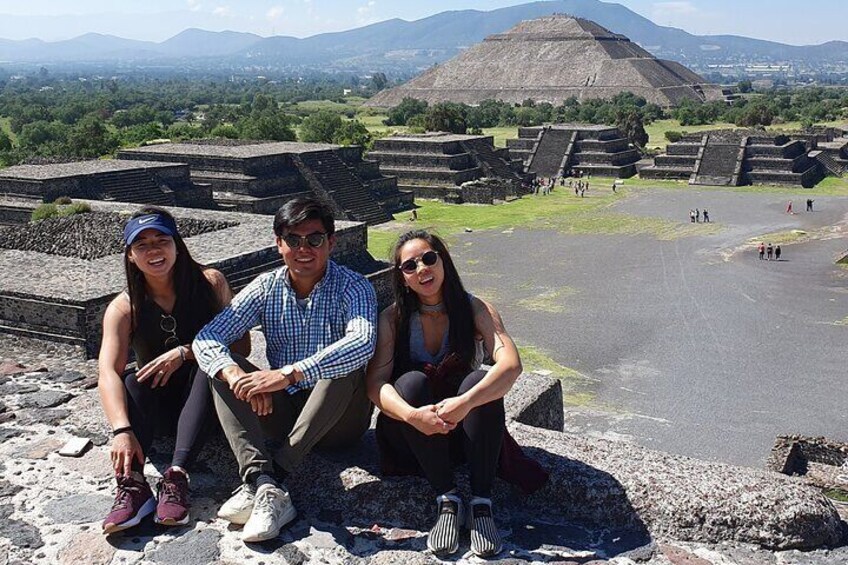 Balloon flight over Teotihuacán departing from CDMX