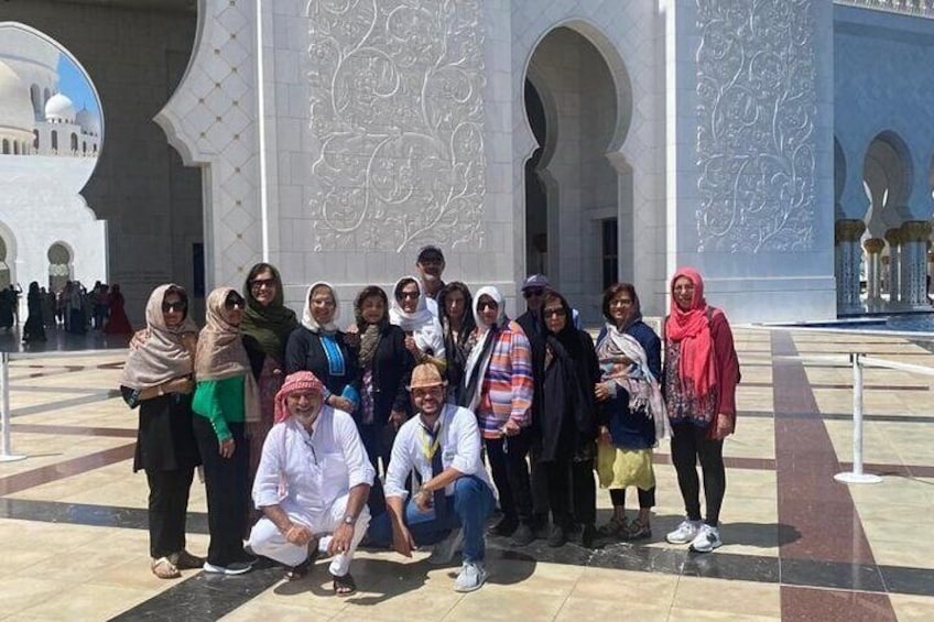 Private Full Day Guided Tour in Abu Dhabi