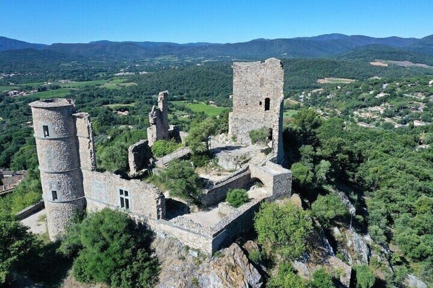 Grimaud iconic Village Private Tour and Cruise in Electric Boat