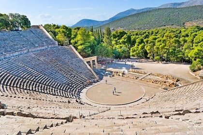 Private tour to Mycenae and Epidaurus(entrance tickets included)