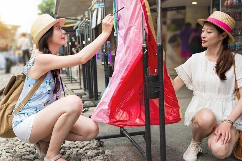 Houtong Cat Village, Shifen Sky Lantern, Jiufen Jiufen Day Tour