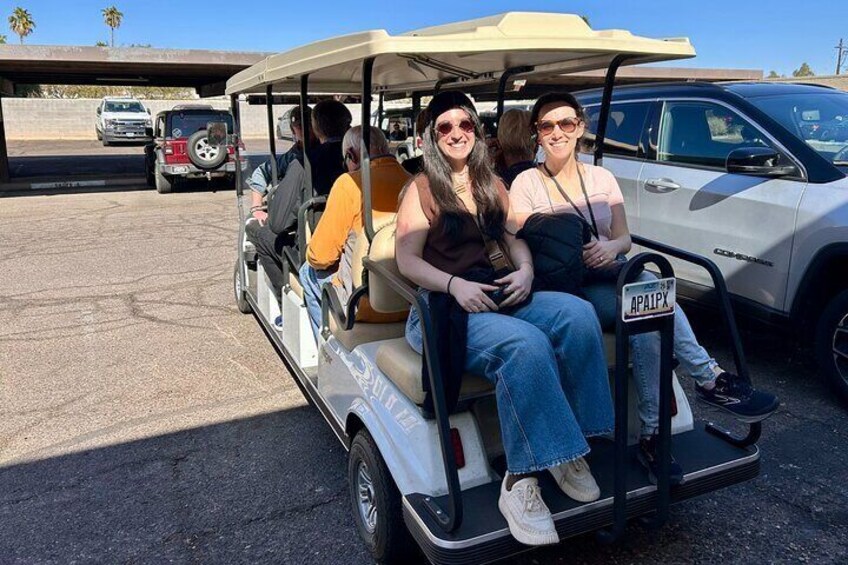 Easy Camelback Hike & Scottsdale Golf Cart Tour - 2 Hours