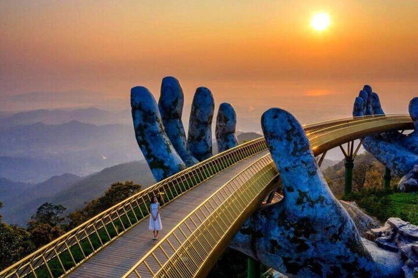 Day Tour to Bana Hills with Golden Bridge