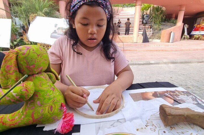 batik workshop for all age (min 10 years old above )