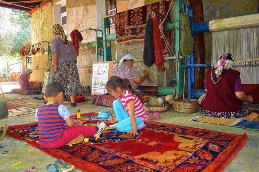 Carpet Weaving and Shopping From Villager No Middle Man