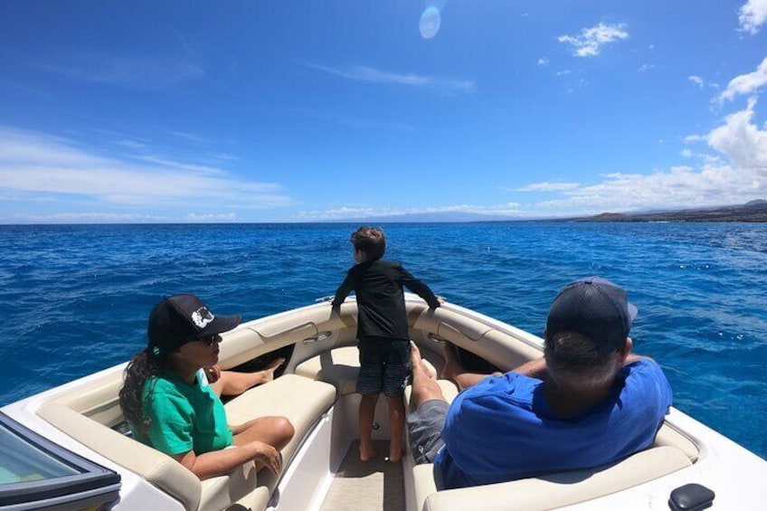 Luxury Private Boat Charter in Big Island Hawaii