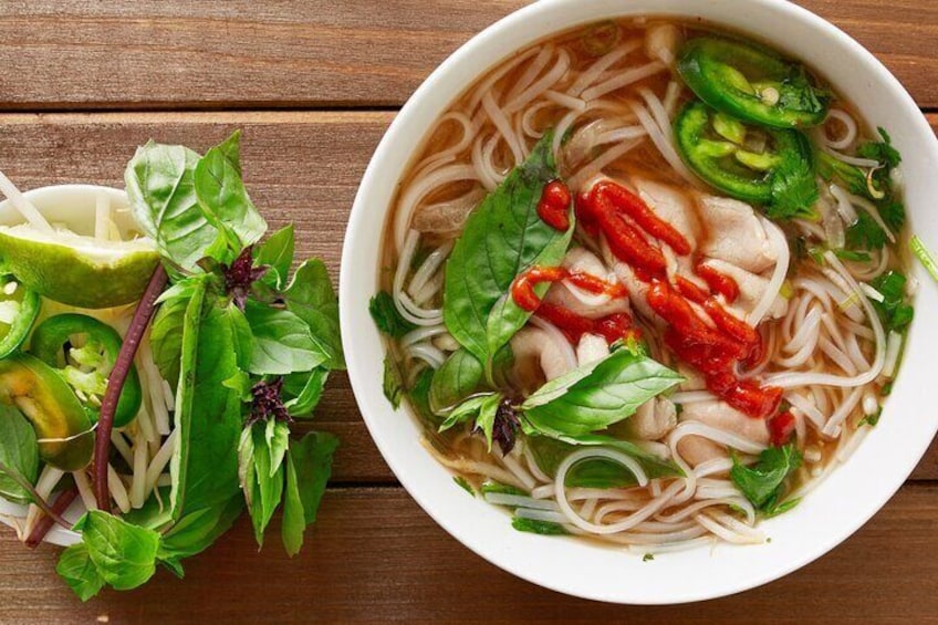 Traditional Ramen Cooking Class With Local Chef in Nashville