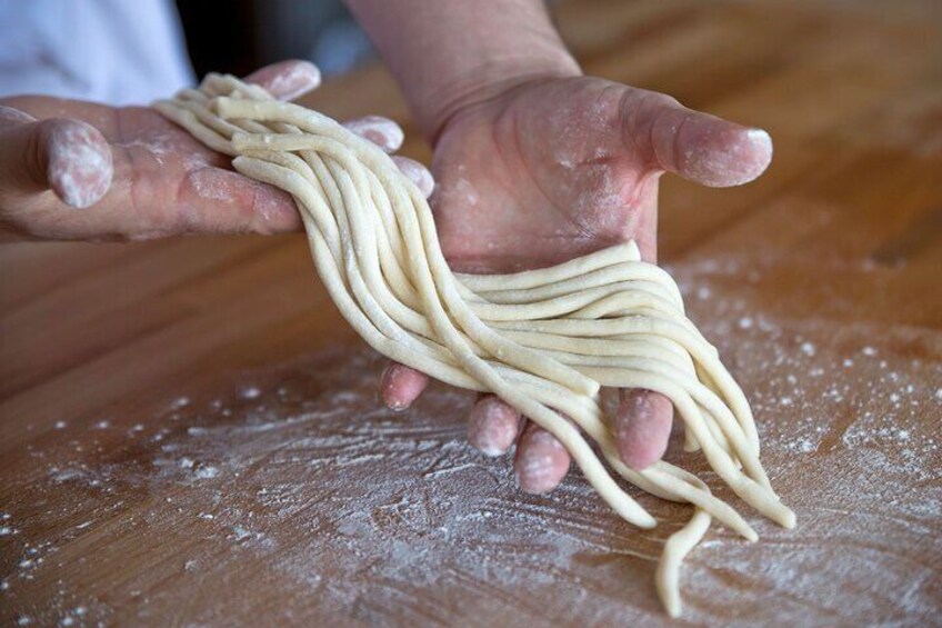 Traditional Ramen Cooking Class With Local Chef in Nashville