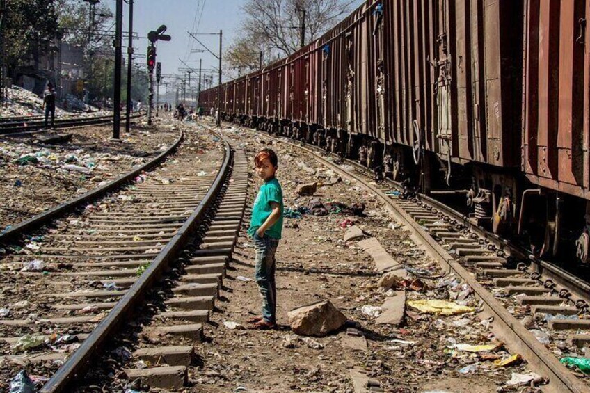 Private New Delhi Slum Walking Tour