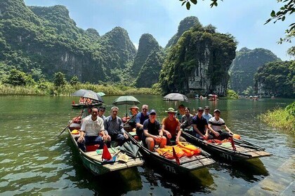 Trang An Boat Trip Hoa Lu and Mua Cave Small-Group Day Tour