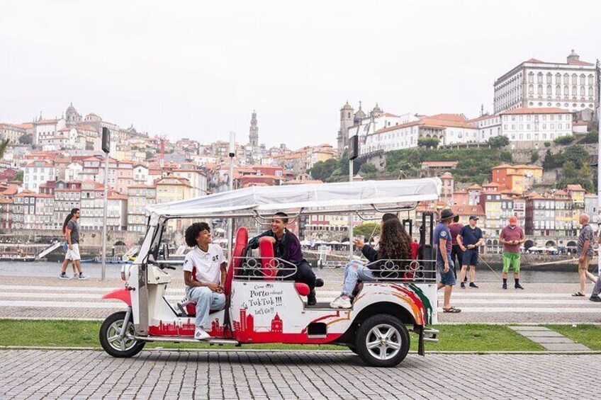 Porto: One Tour, a Thousand Stories on Tuk Tuk - 3 Hours 