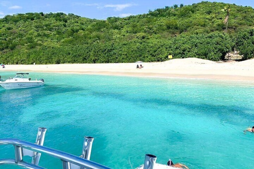 Discover Icacos: All-Inclusive Private Boat Tour from Fajardo