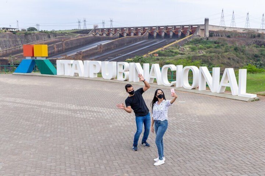 Visit to Itaipu: Entrance Ticket for Panoramic View and shuttle