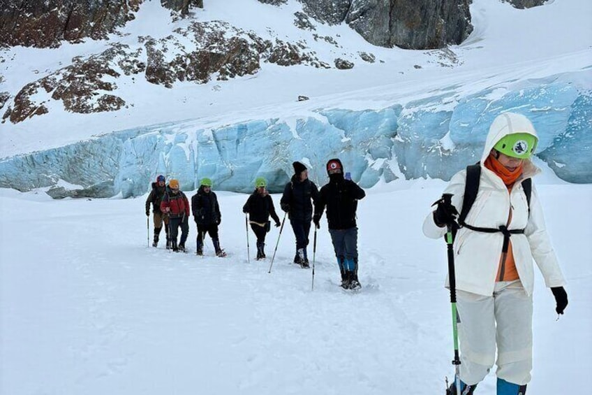 Premium Albino Eye Glacier Trekking For Small Groups