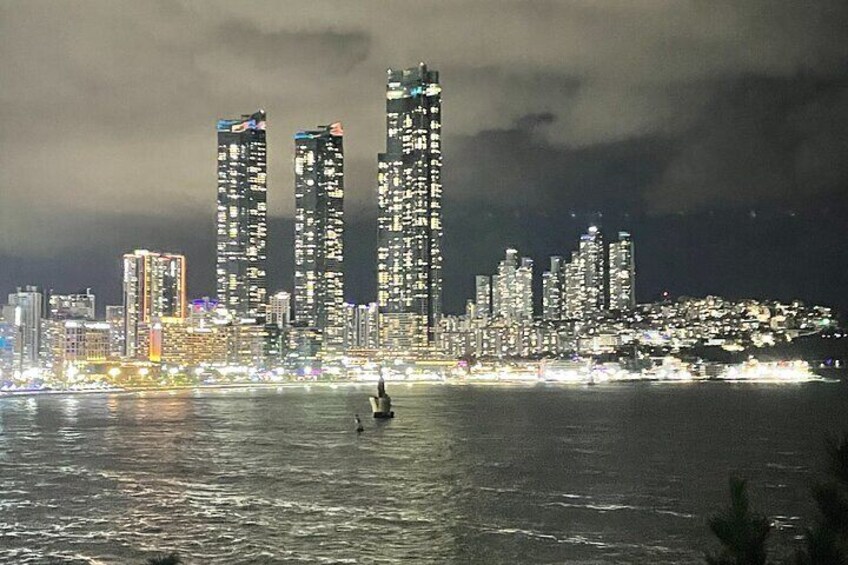 Haeundae Walking BUT Served With Hidden Photo Spot