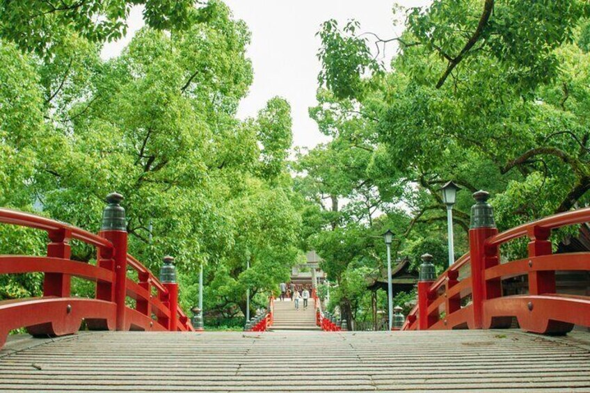 < lunch and guided walk > "Dazaifu Tenmangu" Shrine, 4-7-1 Saifu, Dazaifu, Fukuoka