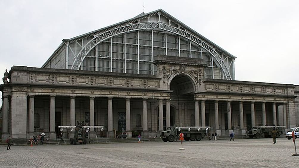 Brussels Highlights Tour with Autoworld Ticket