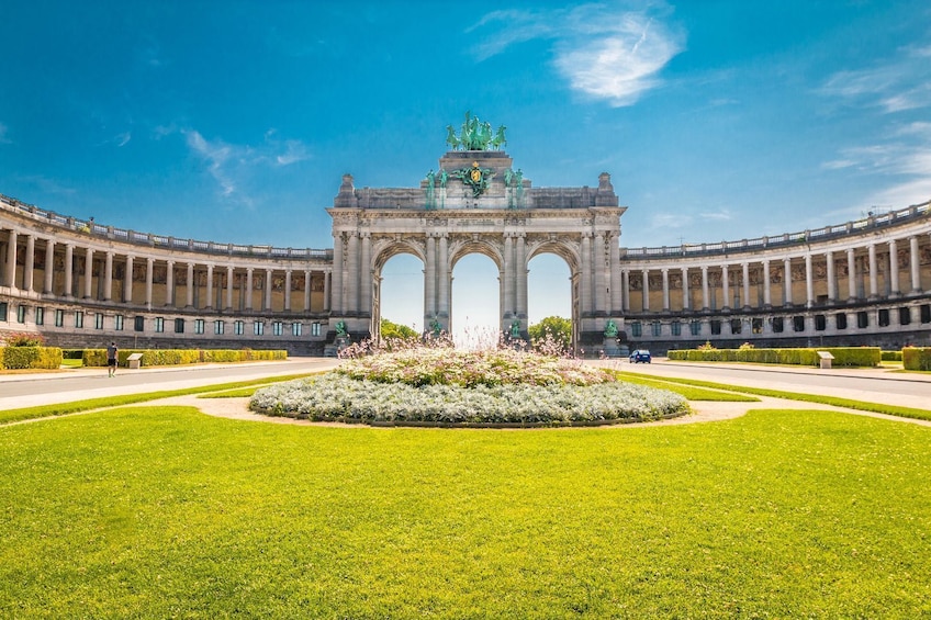 Brussels Highlights Tour with Autoworld Ticket