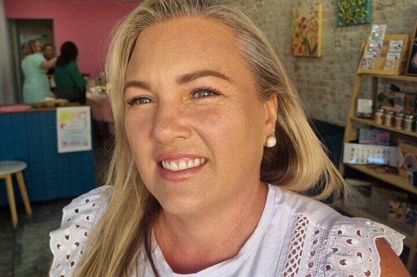 happy client who did her own makeup for the first time