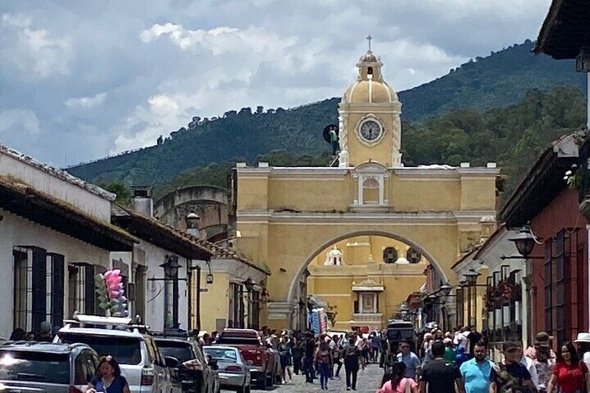 the emblematic arch of Sanata Catarina is part of this World Heritage Site