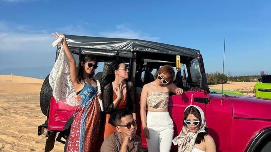 Guided Jeep Tour in Mui Ne Sand Dunes